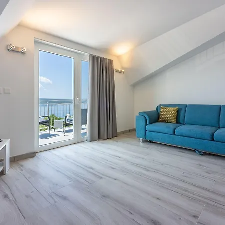 Modernes Mit Traumhaften Meerblick Zur Insel Krk Crikvenica