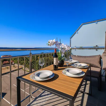 Modernes Mit Traumhaften Meerblick Zur Insel Krk Apartman *