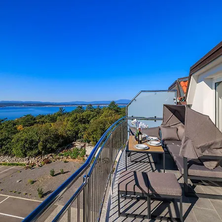 Modernes Mit Traumhaften Meerblick Zur Insel Krk