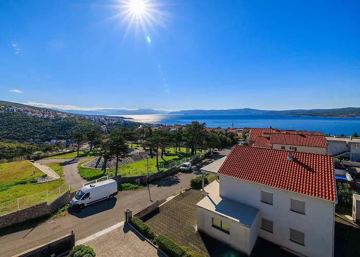 Apartman Modernes Mit Traumhaften Meerblick Zur Insel Krk