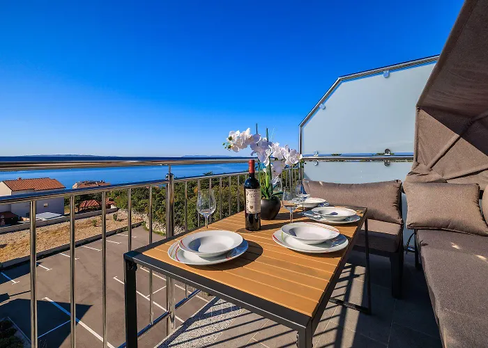 Modernes Mit Traumhaften Meerblick Zur Insel Krk Apartman *