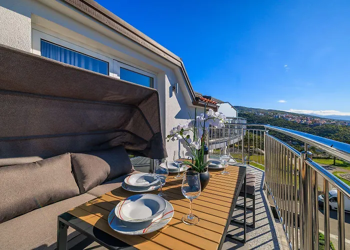 Modernes Mit Traumhaften Meerblick Zur Insel Krk *