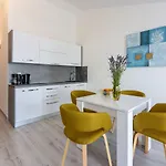 Apartmán Modernes Mit Traumhaften Meerblick Zur Insel Krk *