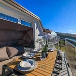 Modernes Mit Traumhaften Meerblick Zur Insel Krk *