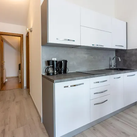 Modernes Mit Traumhaften Meerblick Zur Insel Krk Crikvenica
