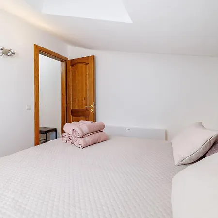 Modernes Mit Traumhaften Meerblick Zur Insel Krk Crikvenica